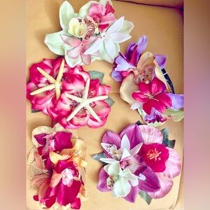 Lot of FIVE Tropical Tiki Hair Flowers! 🌺